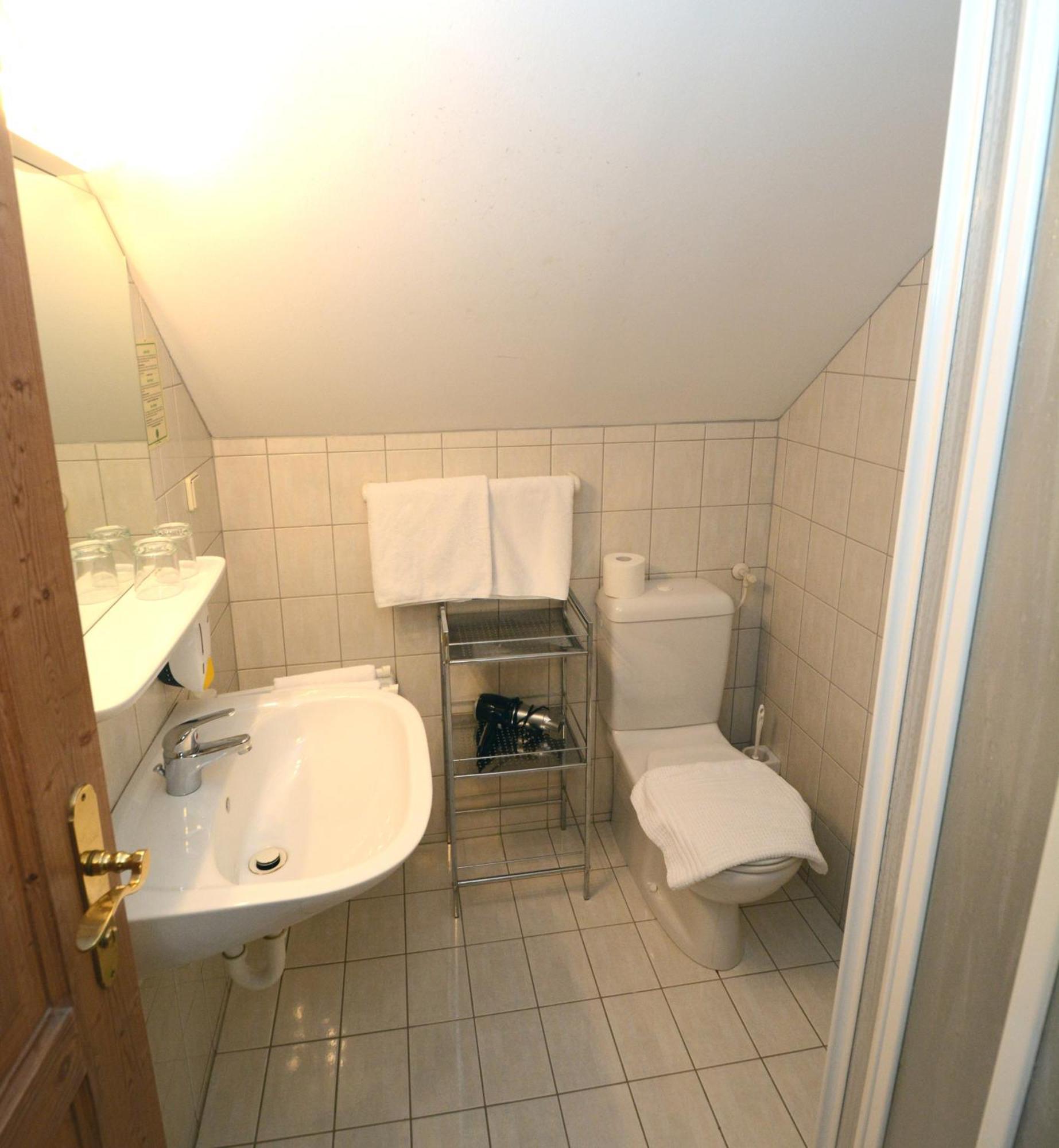 Hotel & Restaurant Braunstein - Pauli'S Stuben Purbach am Neusiedlersee Rom bilde