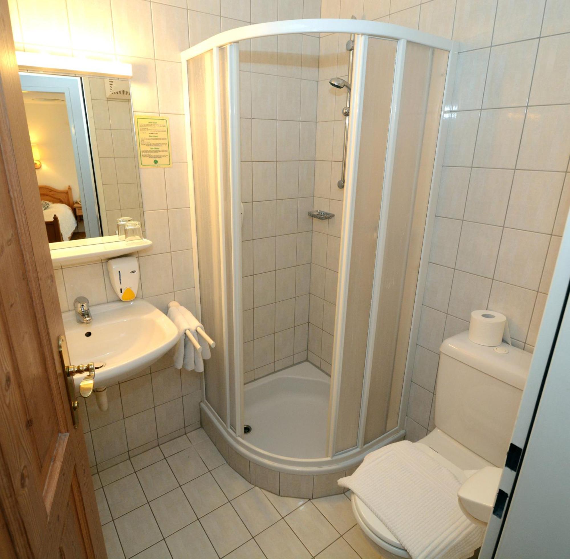 Hotel & Restaurant Braunstein - Pauli'S Stuben Purbach am Neusiedlersee Rom bilde