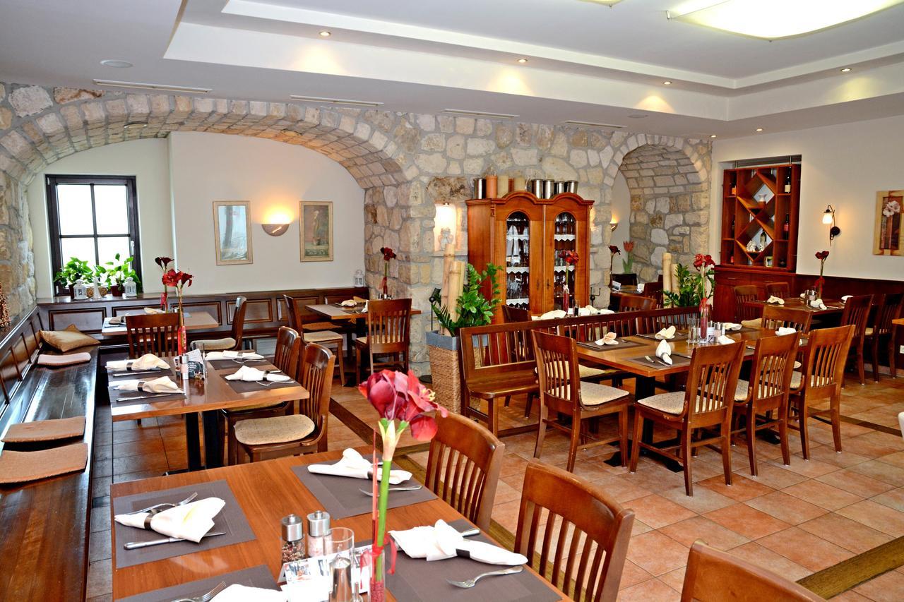 Hotel & Restaurant Braunstein - Pauli'S Stuben Purbach am Neusiedlersee Eksteriør bilde